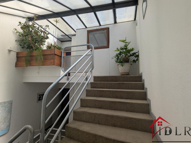 Immeuble - 650 m² - 16 pièces