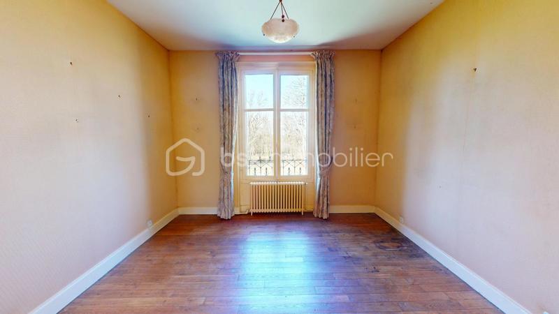 Demeure - 197 m² - 10 pièces