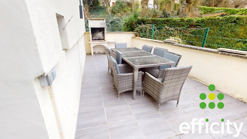 Pavillon - 140 m² - 5 pièces