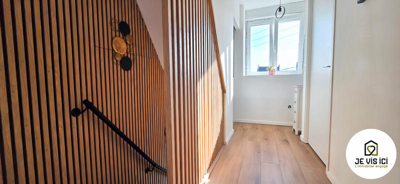 Maison - 98 m² - 5 pièces