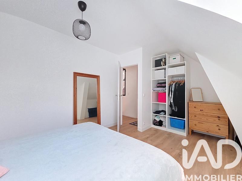 Maison - 94 m² - 5 pièces