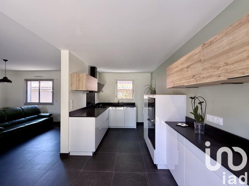 Maison - 189 m² - 8 pièces