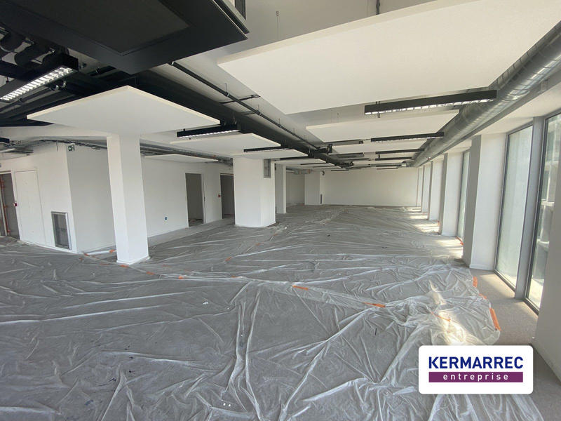 Bureau - 470 m²