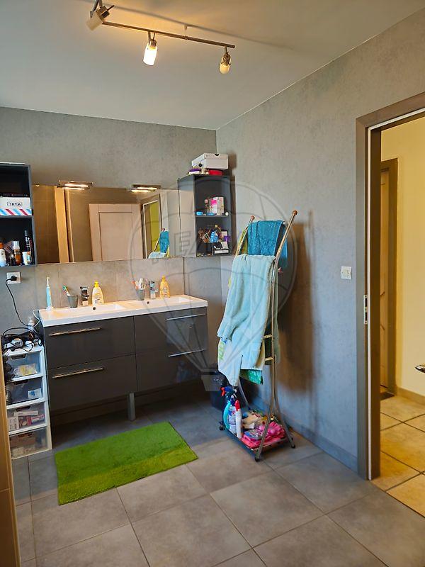 Maison - 208 m² - 7 pièces