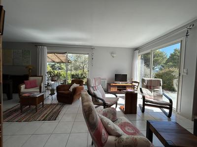 Villa - 151 m² - 5 pièces