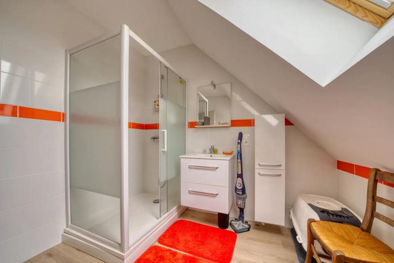 Maison - 190 m² - 6 pièces