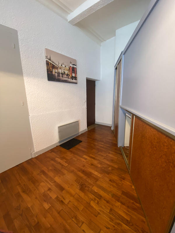 Appartement - 67 m² - 1 pièce