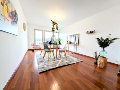 Duplex - 135 m² - 6 pièces