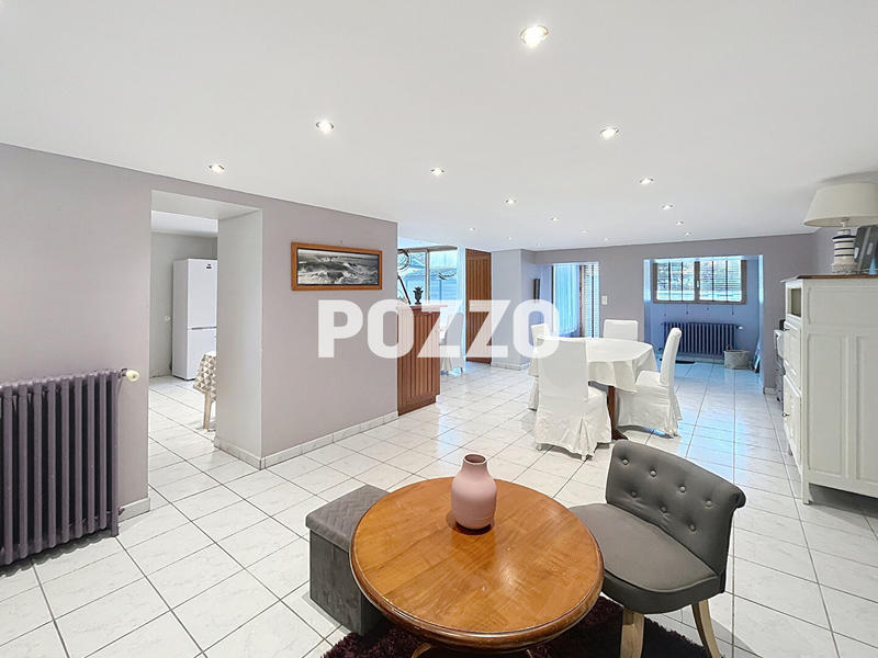 Maison - 178 m² - 6 pièces