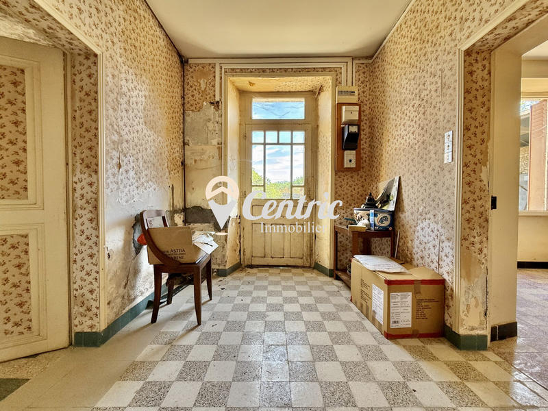 Maison - 192 m² - 9 pièces