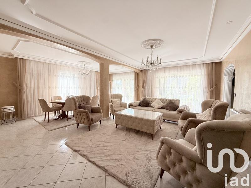 Maison - 153 m² - 5 pièces