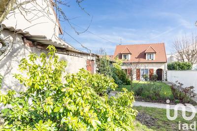 Maison - 115 m² - 4 pièces