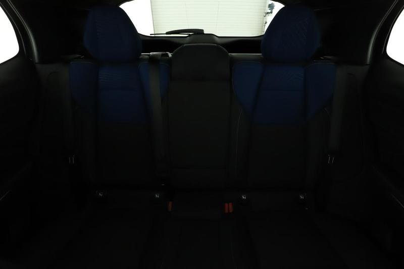 Lynk &amp; Co 01 1.5 Hybride Rechargeable 261 ch