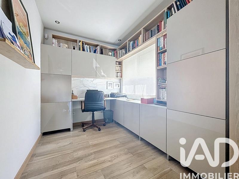 Maison - 185 m² - 6 pièces