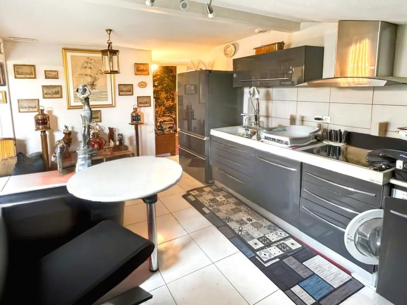 Penthouse - 130 m² - 4 pièces