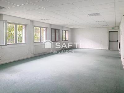 Local commercial - 331 m² - 8 pièces