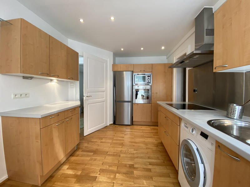 Appartement - 75 m² - 2 pièces