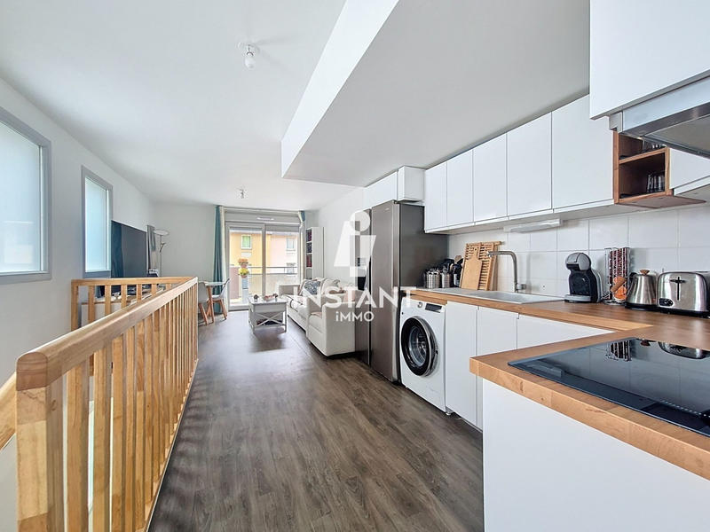 Appartement - 80 m² - 4 pièces