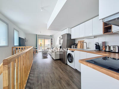 Appartement - 80 m² - 4 pièces