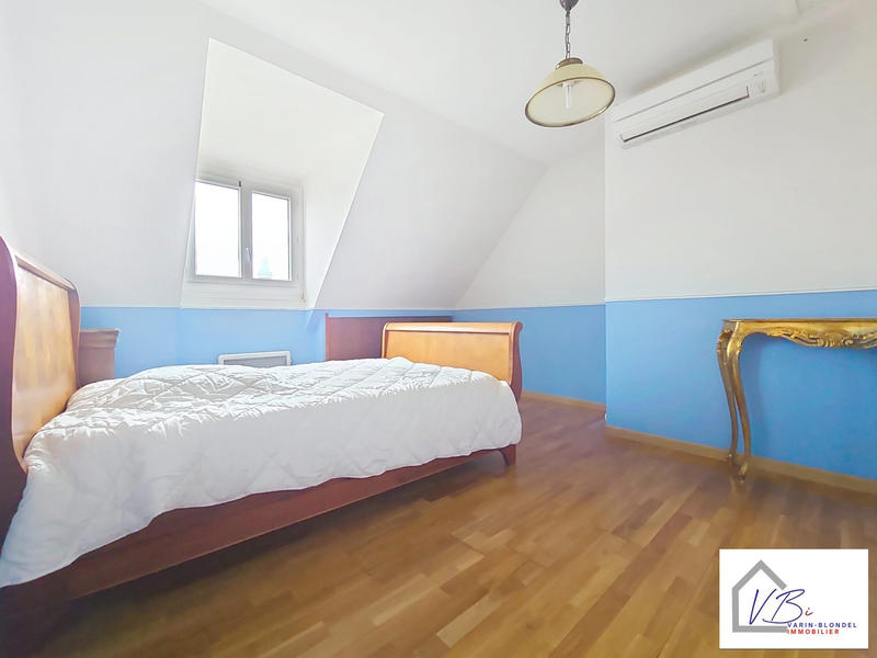 Maison - 139 m² - 5 pièces