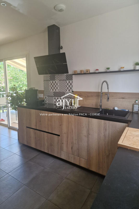 Maison - 74 m² - 3 pièces