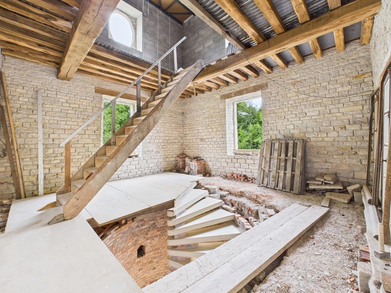 Maison - 312 m² - 8 pièces