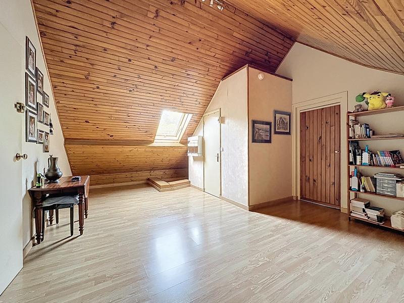 Maison - 166 m² - 8 pièces