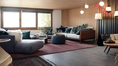 Appartement - 251 m² - 11 pièces