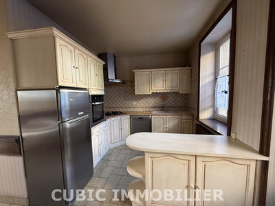 Maison - 150 m² - 4 pièces