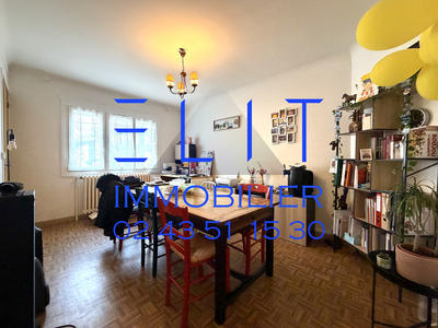 Maison - 82 m² - 5 pièces