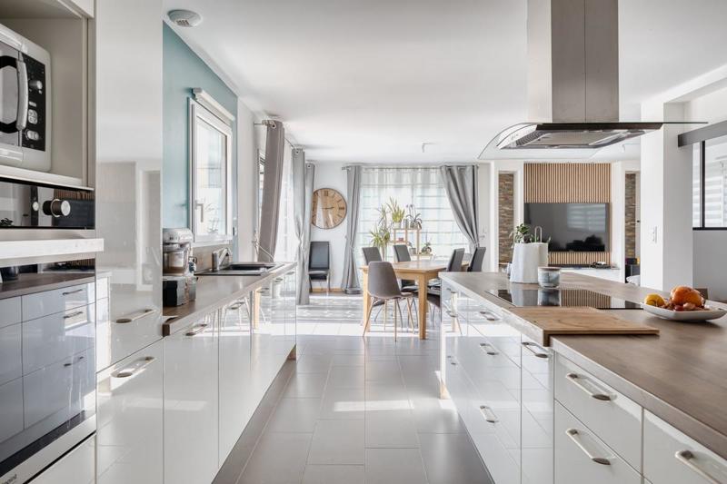 Maison ancienne - 169 m² - 7 pièces