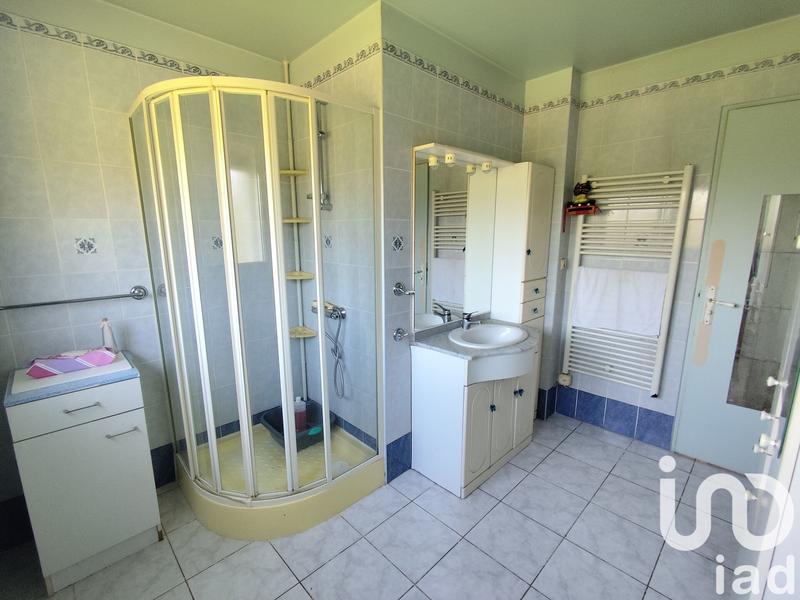 Maison - 121 m² - 6 pièces