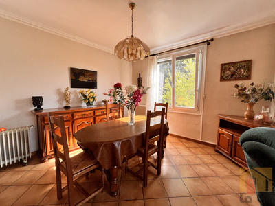 Maison - 130 m² - 7 pièces