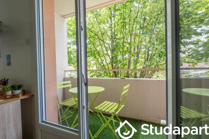 Chambre - 14 m² - 1 pièce