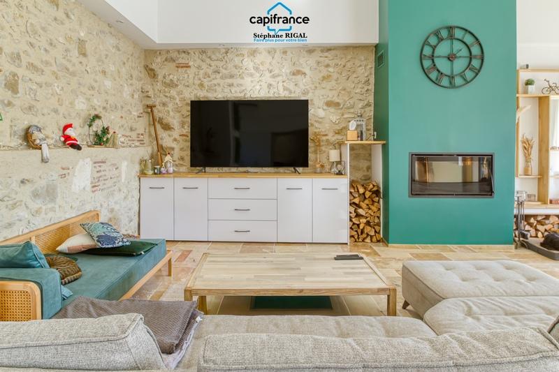 Propriété - 229 m² - 7 pièces