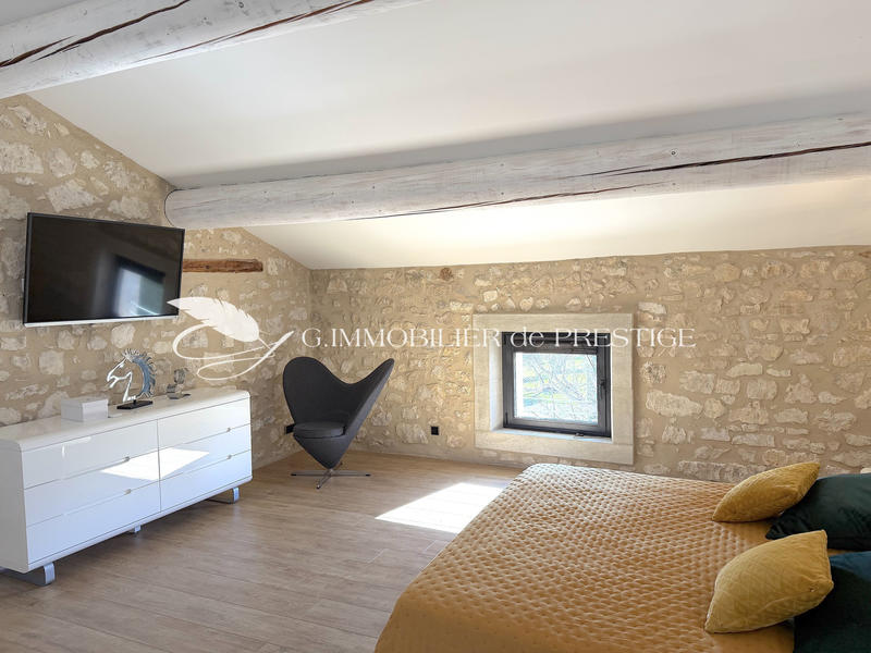 Mas - 464 m² - 10 pièces