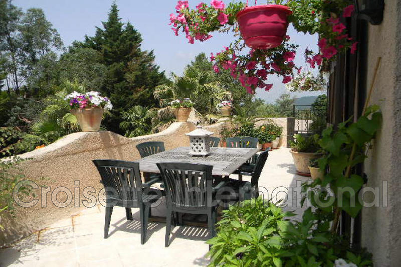 Bastide - 302 m² - 8 pièces