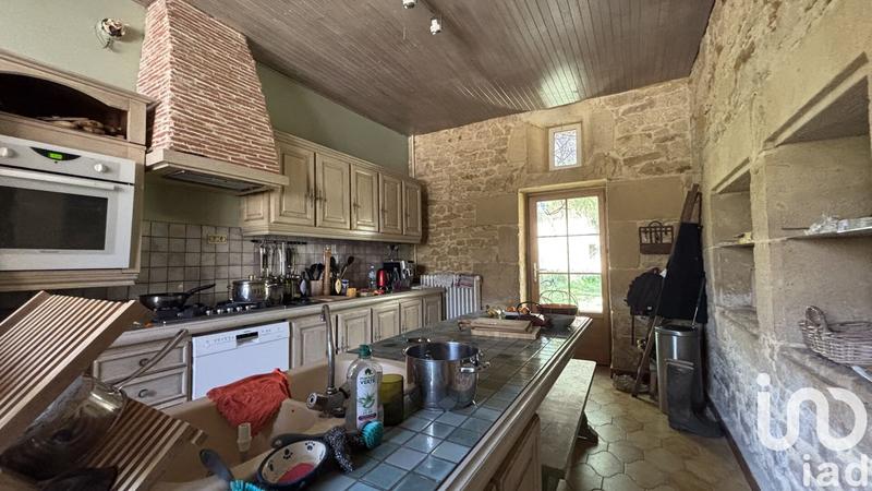 Maison - 650 m² - 15 pièces