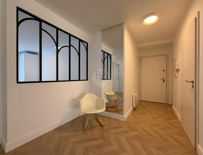 Appartement - 100 m² - 4 pièces