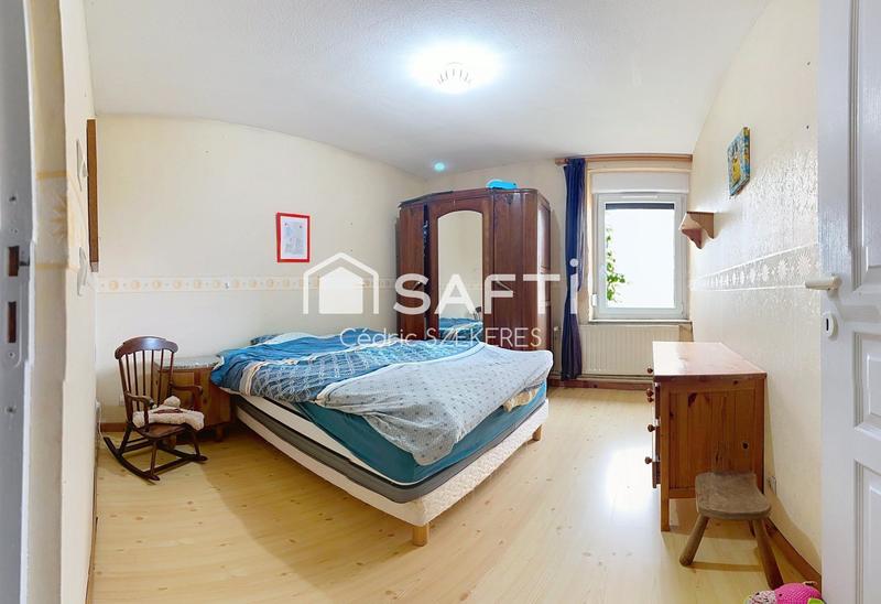 Local commercial - 240 m² - 9 pièces