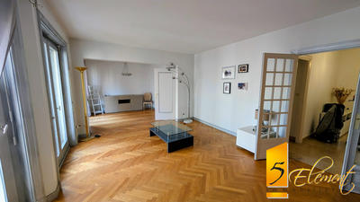 Appartement - 94 m² - 3 pièces