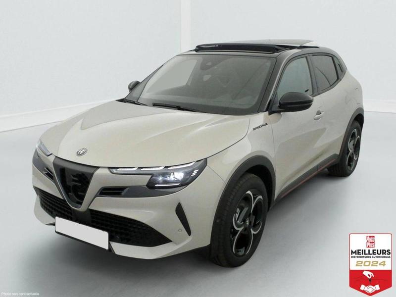 Alfa Romeo Junior 1.2 Ibrida 145 ch eDCT6 Speciale