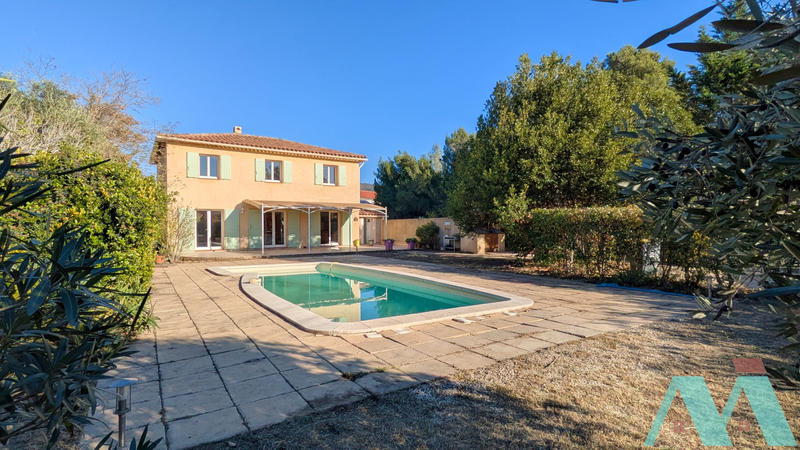 Maison - 162 m² - 6 pièces