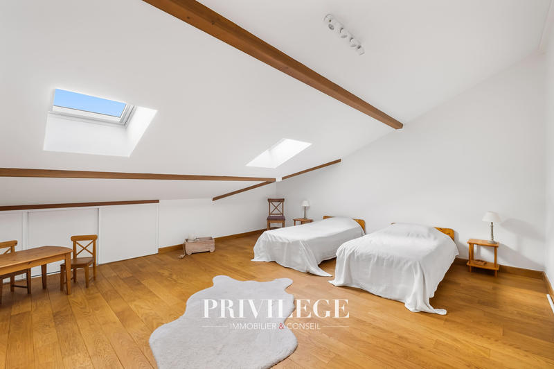 Duplex - 192 m² - 6 pièces