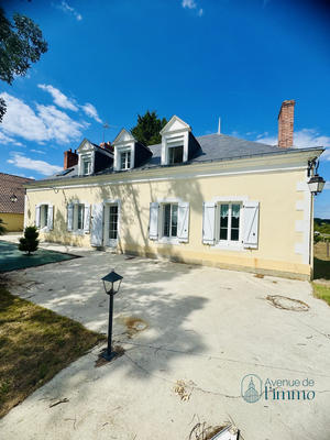 Maison - 140 m² - 5 pièces