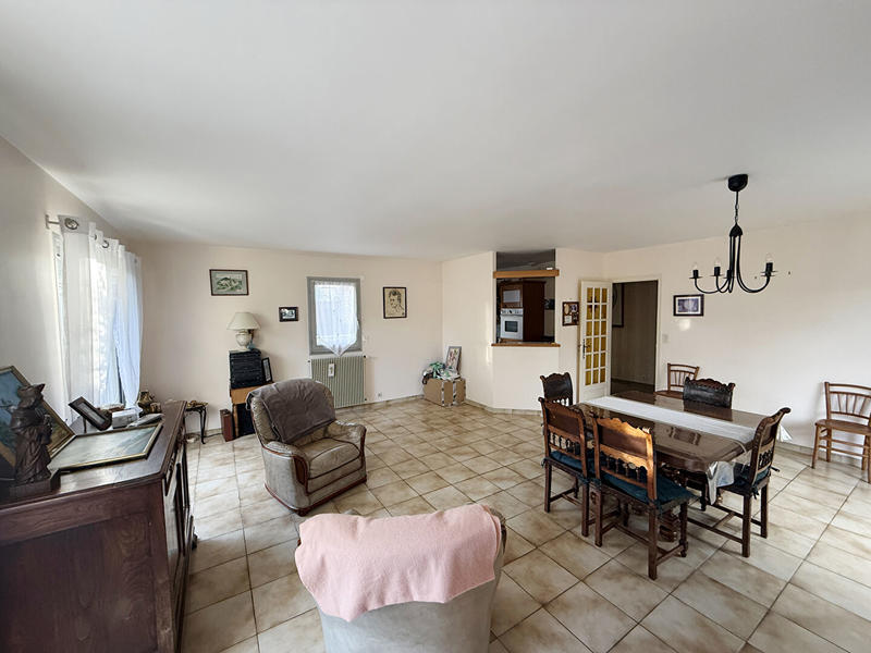 Maison - 98 m² - 5 pièces