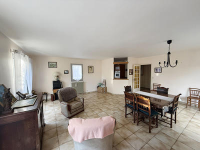 Maison - 98 m² - 5 pièces