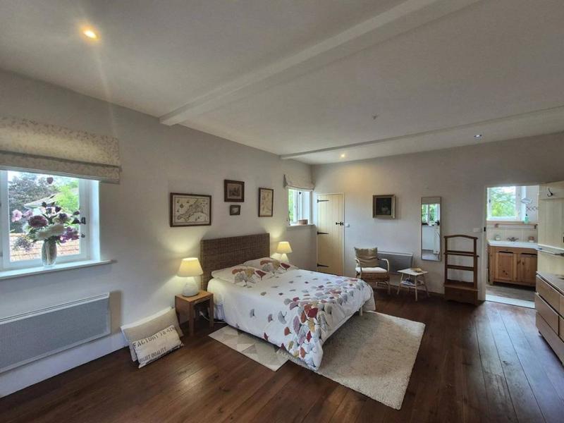 Maison - 292 m² - 7 pièces