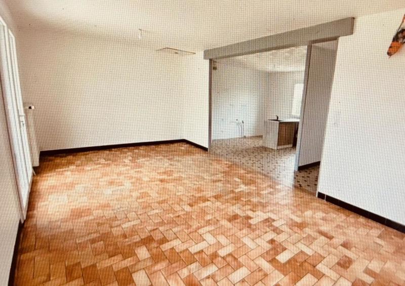 Maison - 90 m² - 6 pièces