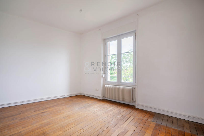 Appartement - 110 m² - 5 pièces